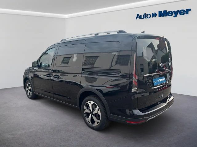 Ford Grand Tourneo