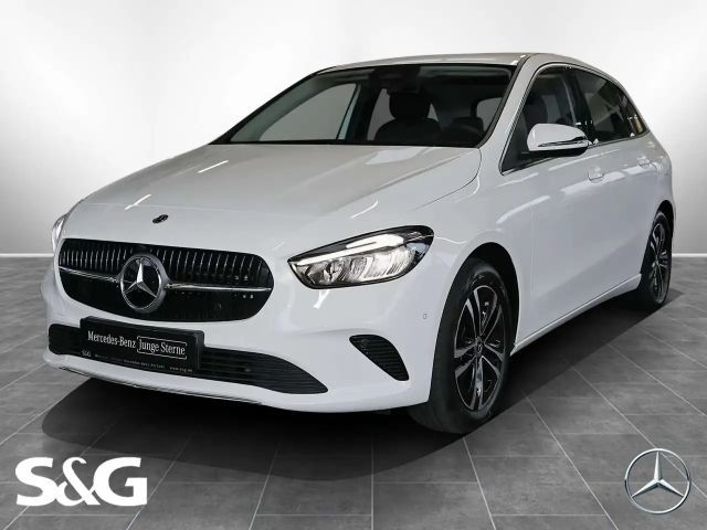 Mercedes-Benz B 250 e mit EQ AHK+KAMERA+CARPLAY+SPURHALTE+17" 2024 Hybride / Benzine