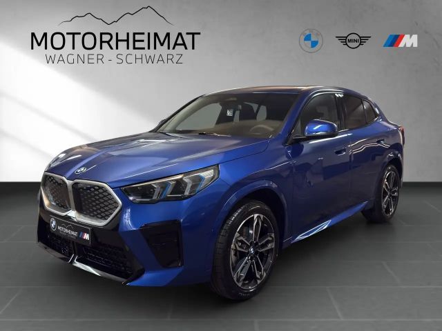 BMW iX2 eDrive20 M Sport Premium AHK 19" 2025 Elektrisch