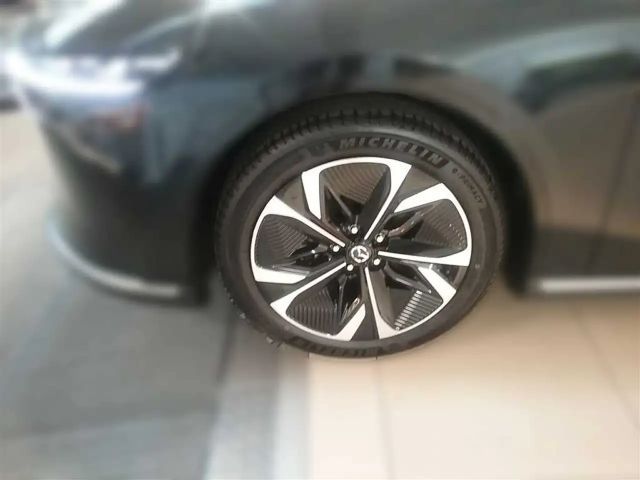 Mazda 6e