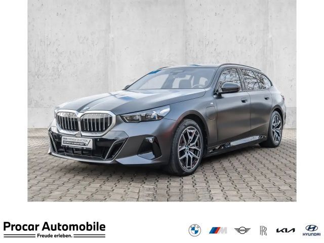 BMW 550 2025 Hybride / Benzine