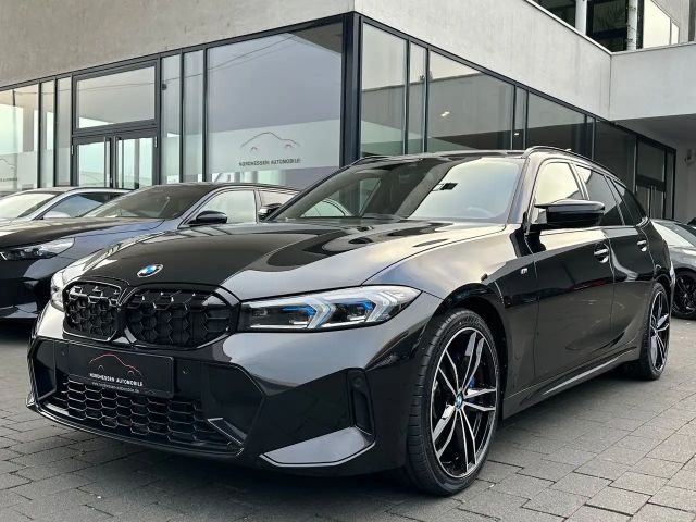 BMW 340 M340 i xDrive Touring | Panorama | 360° | 19" 2025 Benzine