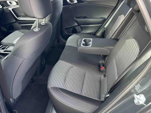 Kia Ceed / cee'd