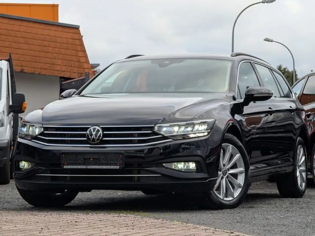 Volkswagen Passat Variant 2.0 TSI 190PS Benzin Automa. NAVI KLIMA 2023 Benzine