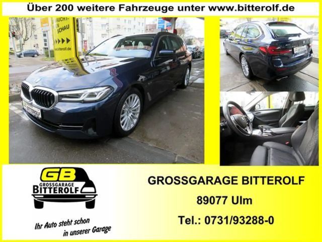 BMW 530 e xDrive Touring Aut Navi/Leder/SHZ/RFK/Temp 2022 Hybride / Benzine