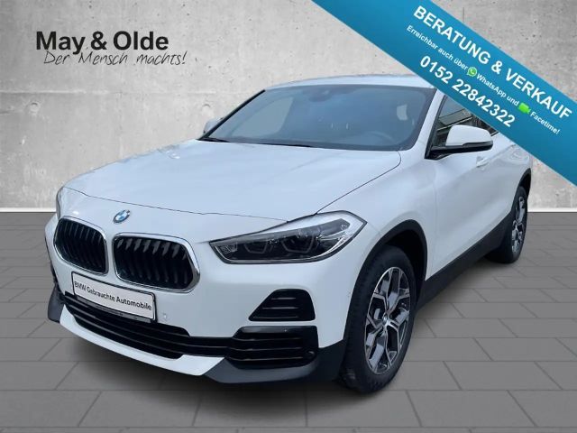 BMW X2 sDrive18i Aut Navi LED RFK SHZ PDC Klimaaut DAB 2023 Benzine