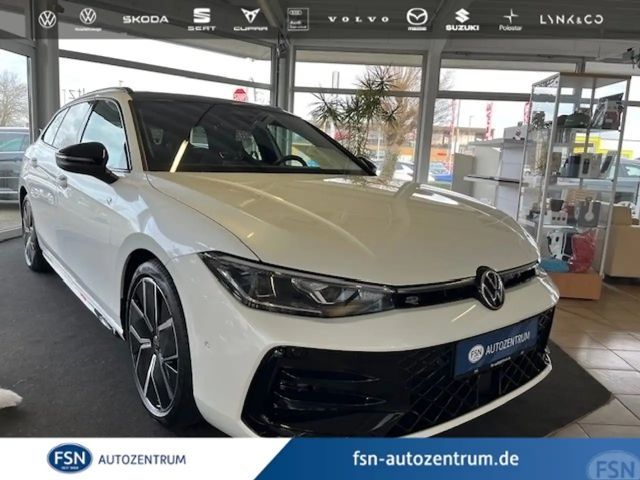 Volkswagen Passat Variant 2.0 TD DSGI R-line Signature AHK IQ RFK DACH 2025 Diesel