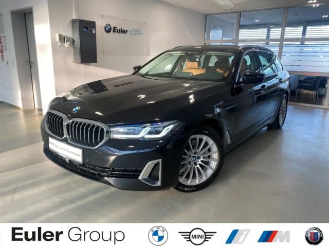 BMW 540 xDrive Touring HUD StandHZG Pano Leder Navi Laserl 2021 Benzine