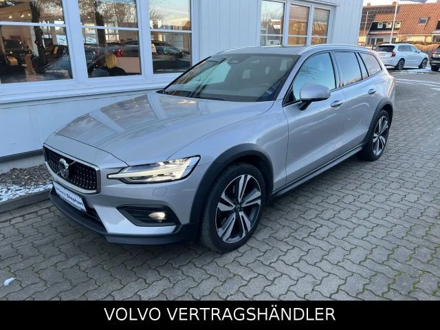 Volvo V60 Cross Country B4 D AWD Autom. Plus GARANTIE 2022 Diesel