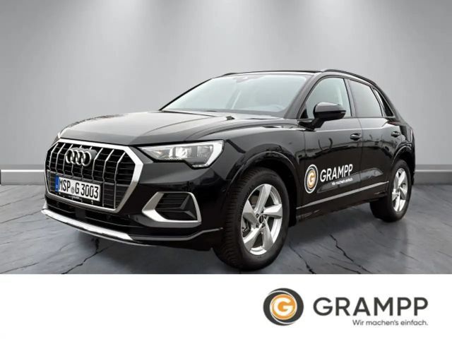 Audi Q3 advanced 35 TFSI KAMERA+LED+NAVI+AHK+SHZ+BT+ 2025 Benzine