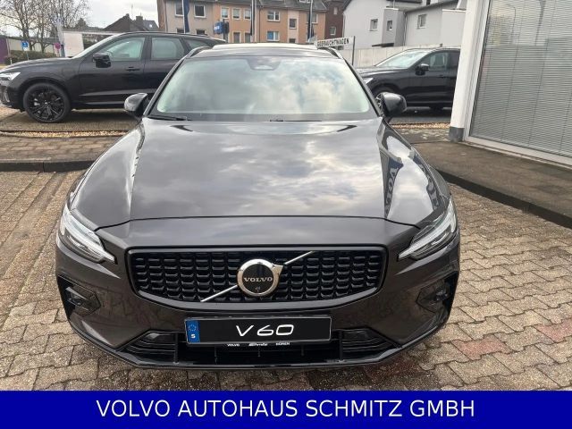 Volvo V60 B4 Plus Dark FULL LED Panorama ACC Sportsitz 2025 Benzine