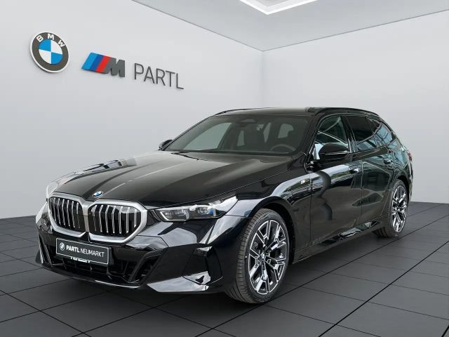 BMW 520 d Touring M-Sport NAVI adapLED AHK 360° ACC 2025 Diesel