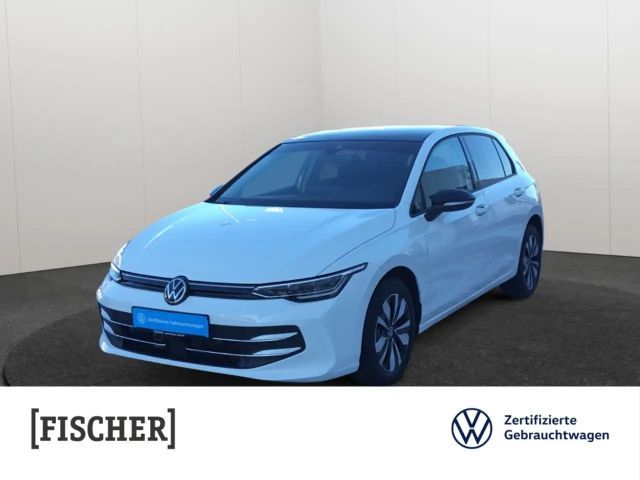 Volkswagen Golf VIII 2.0TDI Goal LED Carplay SHZ Rear View ACC Pan 2025 Diesel