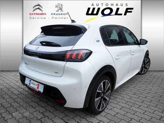 Peugeot e-208