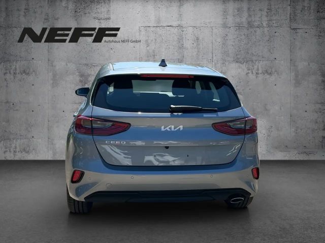 Kia Ceed / cee'd