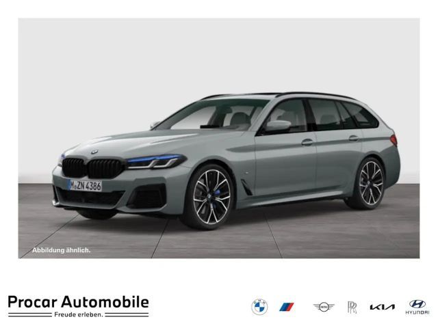 BMW 540 d xDrive A M Sport HUD PANO ACC RFK NAVI DAB 2023 Diesel