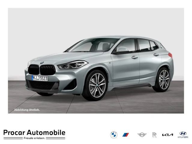 BMW X2 sDrive18i M Sport ACC AHK NAVI LED PDC V+H 2022 Benzine
