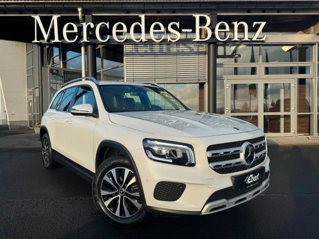 Mercedes-Benz GLB 200 4M Style+StandH+Distr+RKamera+Augment 2022 Benzine