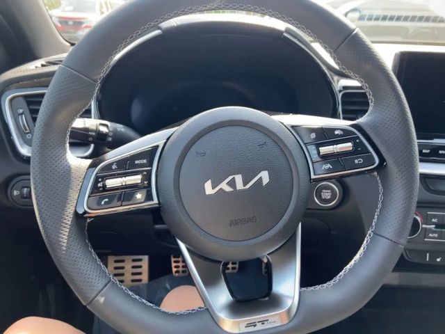 Kia Ceed / cee'd