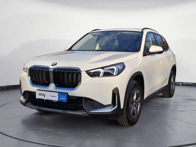 BMW X1 sDrive18i Steptronic Navi DSG Bluetooth PDC K 2024 Benzine