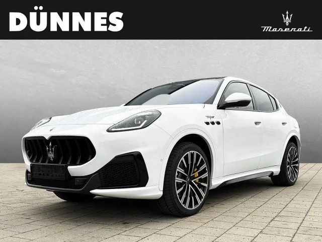 Maserati Grecale Trofeo - Maserati Regensburg 2023 Benzine