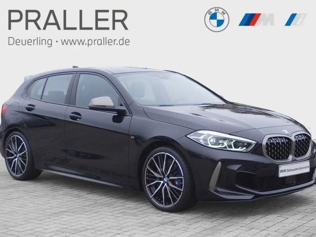 BMW 135 M135i xDrive Head-Up AHK 19" ACC HarmanKardon Kame 2022 Benzine