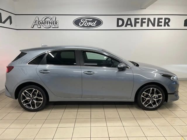 Kia Ceed / cee'd