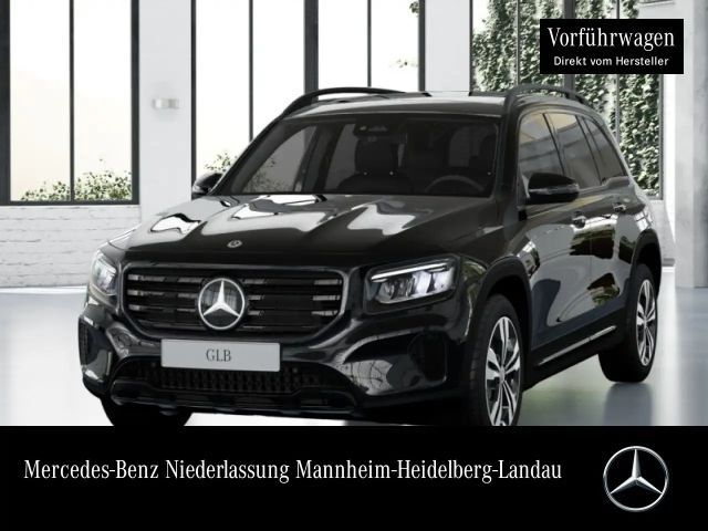Mercedes-Benz GLB 200 PROGRESSIVE+NIGHT+PANO+LED+KAMERA+KEYLESS 2025 Benzine