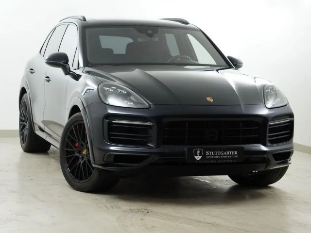 Porsche Cayenne GTS Matrix BOSE 18-Wege Sitzkli Pano Luf 2021 Benzine