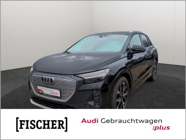 Audi Q4 e-tron 45 quattro Matrix AHK Navi SHZ PDC hinten 2022 Elektrisch