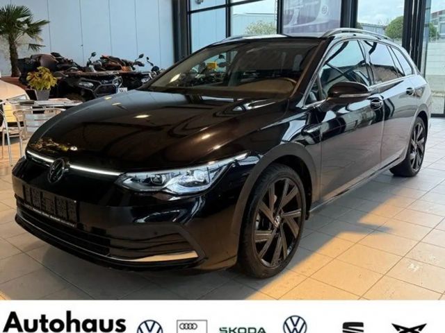 Volkswagen Golf Variant Style 1.5 eTSI *Ahk*8-fach bereift* 2024 Benzine