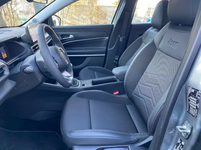 Jeep Avenger 1.2 Altitude Navi+Sound+Kamera+el. Heckklappe! 2024 Benzine