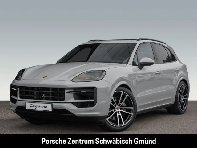 Porsche Cayenne E-Hybrid Sportabgas 22-Zoll Luftfederung 2026 Hybride / Benzine
