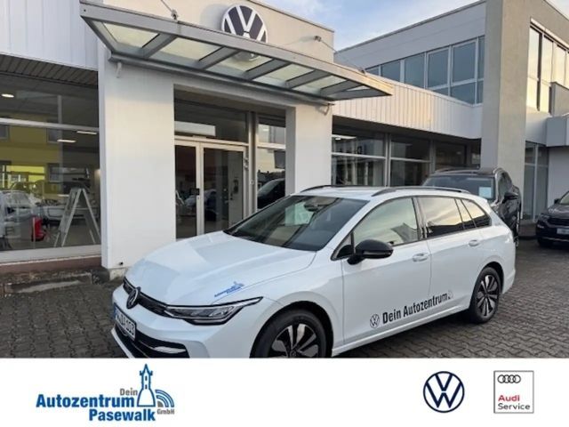 Volkswagen Golf Variant 8 DB Variant 1.5 eTSI Goal 2026 Benzine