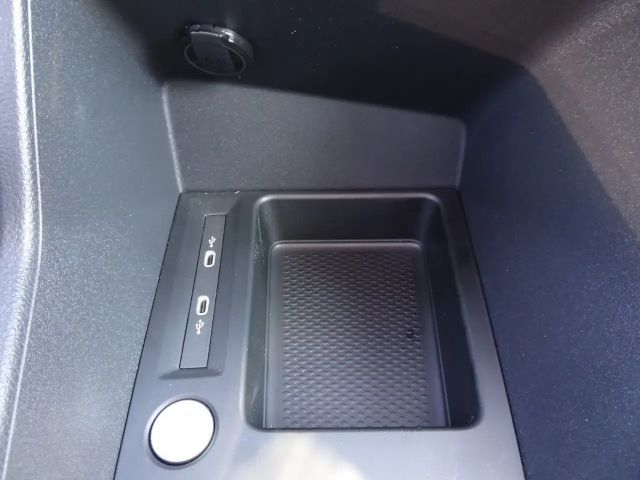 Ford Grand Tourneo
