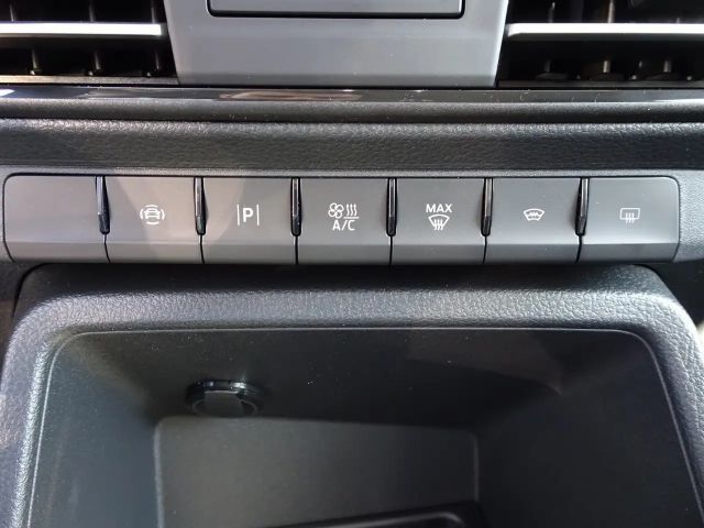 Ford Grand Tourneo