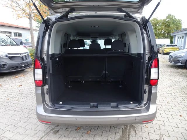 Ford Grand Tourneo