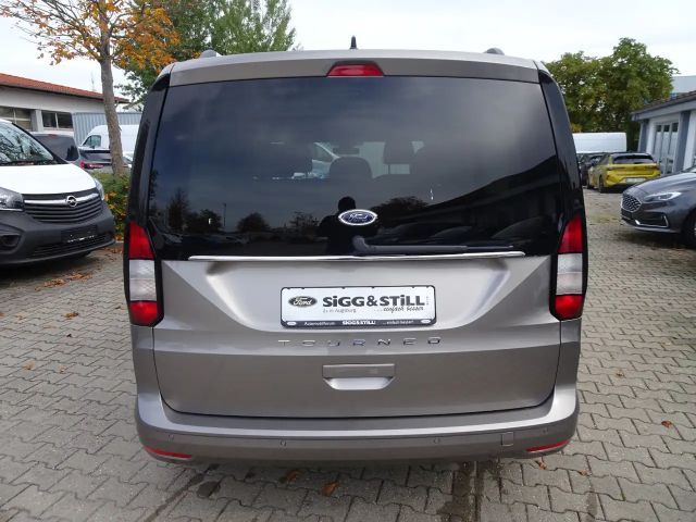 Ford Grand Tourneo