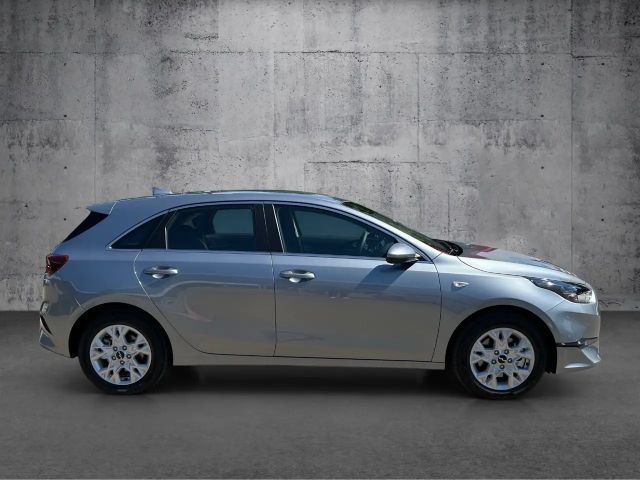 Kia Ceed / cee'd