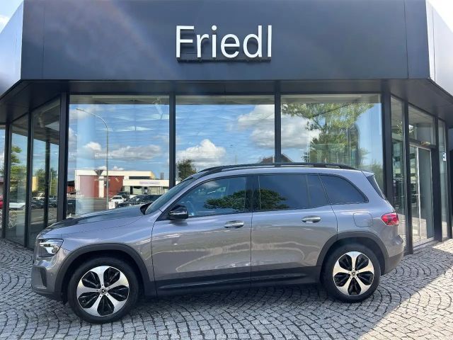 Mercedes-Benz GLB 200 d Progr. Night, Distronic, AHK, Multibeam 2025 Diesel