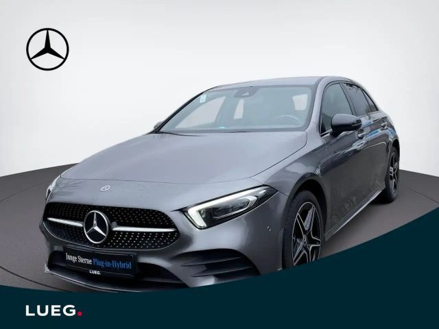 Mercedes-Benz A 250 e Kompakt AMG+INFOTAINMENT+NIGHT+KAMERA+ 2022 Hybride / Benzine