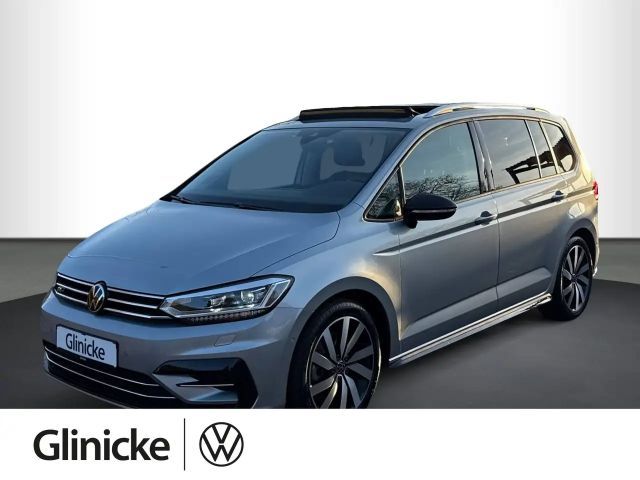 Volkswagen Touran Comfortline 1.5 TSI DSG, PANO, AHK, NAVI 2025 Benzine
