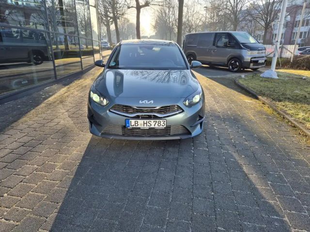 Kia Ceed / cee'd