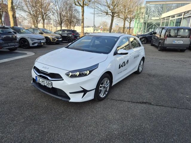 Kia Ceed / cee'd