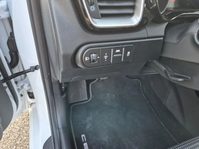 Kia Ceed / cee'd