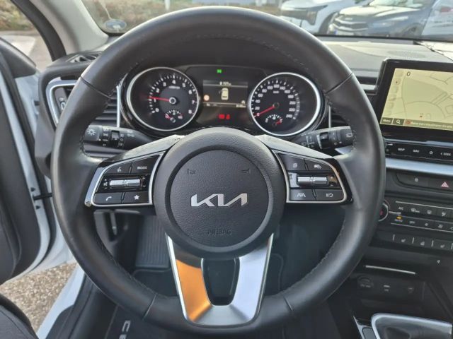 Kia Ceed / cee'd