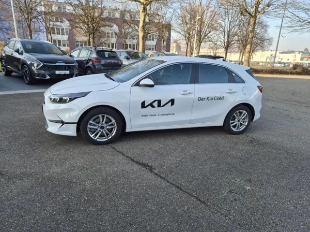 Kia Ceed / cee'd