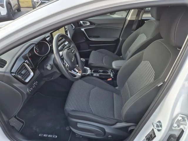 Kia Ceed / cee'd