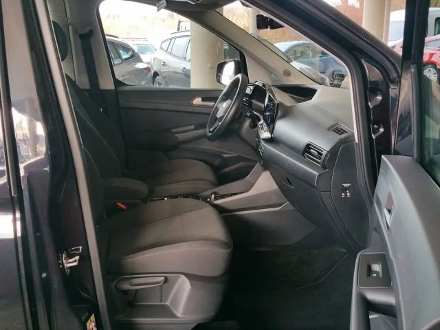 Ford Grand Tourneo