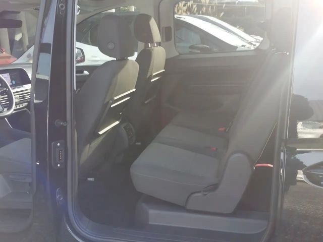Ford Grand Tourneo